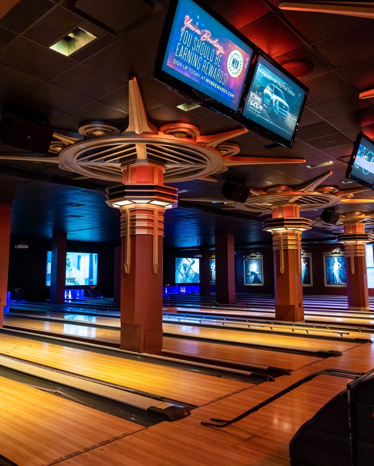 Custom lanes at times square bowling alley